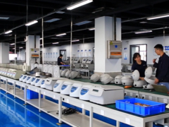 로터 형 테이블 표면 의학 실험실 원심분리기 조정 가능 속도