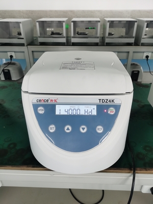 실험실과 의학 테이블 최고 원심 분리기 기계 고속도 750W